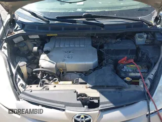 2009 Toyota Sienna XLE with VIN 5TDZK22CX9S257522, listed as a IAAI auction lot 42113875 with 214,873 mi miles. Bid and sale history available at carsss.com. Image 10.