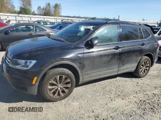 2018 Volkswagen Tiguan S z VIN 3VV0B7AX7JM083098, wystawiony jako Copart lot #73700514 z przebiegiem 129 222 mil mil oraz Czysty tytuł • Clean title. Historia ofert i sprzedaży dostępna na DreamBid. Obrazek 1.