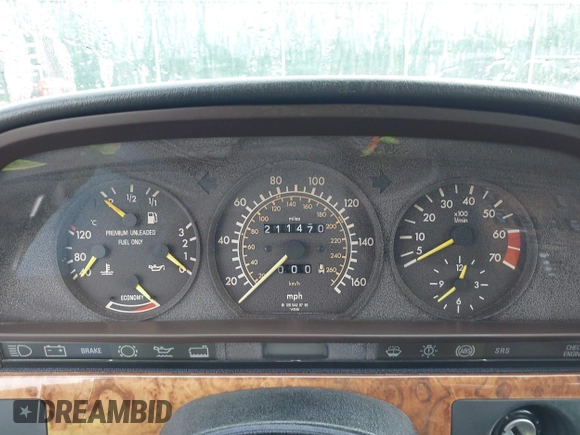 1990 Mercedes-Benz 560 with VIN WDBCA39E4LA534349, listed as a IAAI auction lot 42201056 with 211,470 mi miles and . Bid and sale history available at DreamBid. Image 7.