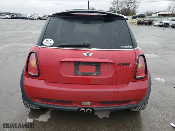 2004 MINI Cooper Hardtop S with VIN WMWRE33424TD79659, listed as a Copart auction lot 41583865 with 189,610 mi miles and Clean Title. Bid and sale history available at carsss.com. Image 6.