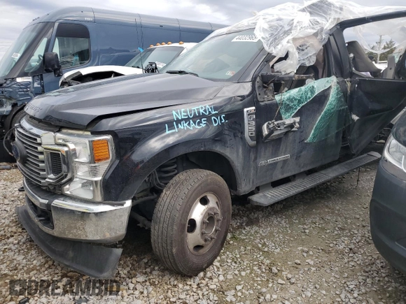 2022 Ford F-350 XL with VIN 1FT8W3DT1NEG22706, listed as a Copart auction lot 44032965 with 352,453 mi miles and Non Repairable. Bid and sale history available at DreamBid. Image 1.