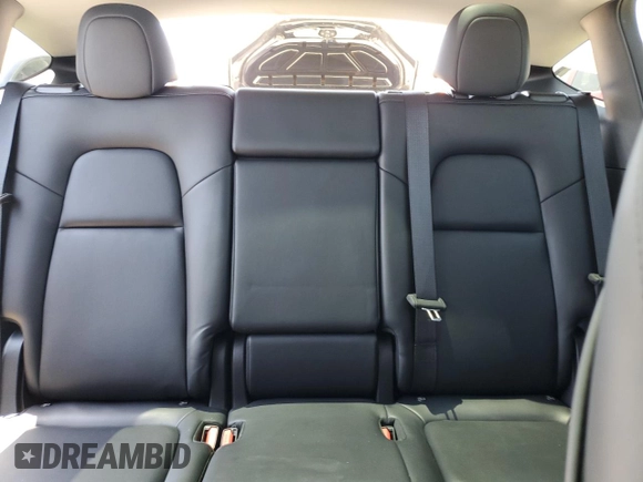 2024 Tesla Model Y Long Range with VIN 7SAYGAEE9RF125458, listed as a Copart auction lot 59567365 with 28,966 mi miles and Salvage title. Bid and sale history available at DreamBid. Image 10.