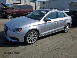 2015 Audi A3 Premium Plus z VIN WAUEFGFF2F1132248, wystawiony jako Copart lot #59717185 z przebiegiem 63 621 mil mil oraz Szkoda całkowita • Salvage title. Historia ofert i sprzedaży dostępna na DreamBid. Obrazek 1.