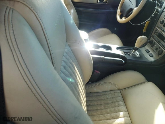 2005 Ford Thunderbird Deluxe with VIN 1FAHP60A35Y109206, listed as a Copart auction lot 87934815 with 37,144 mi miles and Salvage Title. Bid and sale history available at carsss.com. Image 10.