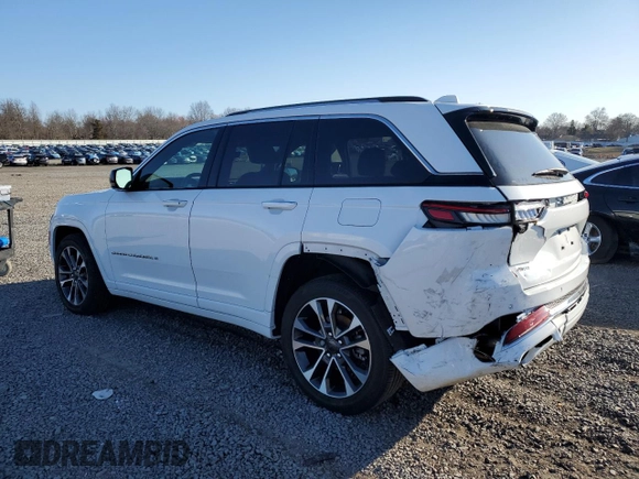 2022 Jeep Grand Cherokee Overland z VIN 1C4RJHDG9N8587513, wystawiony jako Copart lot #50424885 z przebiegiem 39 749 mil mil oraz Szkoda całkowita • Salvage title. Historia ofert i sprzedaży dostępna na DreamBid. Obrazek 2.