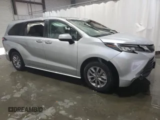 2021 Toyota Sienna XLE z VIN 5TDYRKEC5MS054064, wystawiony jako Copart lot #47661915 z przebiegiem 42 050 mil mil oraz Czysty tytuł • Clean title. Historia ofert i sprzedaży dostępna na DreamBid. Obrazek 4.