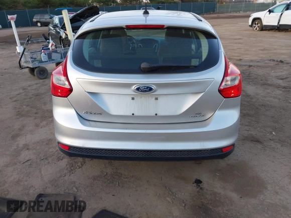 2013 Ford Focus SE with VIN 1FADP3K26DL350210, listed as a IAAI auction lot 41822980 with 124,569 mi miles and . Bid and sale history available at carsss.com. Image 16.