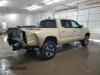 2019 Toyota Tacoma SR z VIN 3TMCZ5AN1KM285074, wystawiony jako Copart lot #53545975 z przebiegiem 53 838 mil mil oraz Szkoda całkowita • Salvage title. Historia ofert i sprzedaży dostępna na DreamBid. Obrazek 3.