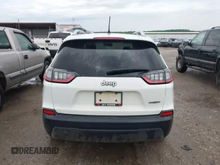 2019 Jeep Cherokee Latitude Plus z VIN 1C4PJLLB3KD151355, wystawiony jako IAAI lot #42128836 z przebiegiem 94 753 mil mil oraz . Historia ofert i sprzedaży dostępna na DreamBid. Obrazek 16.