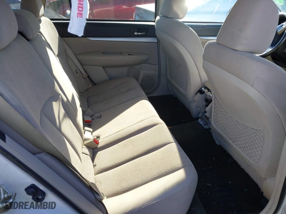2014 Subaru Outback 2.5i Premium with VIN 4S4BRCCC9E3221989, listed as a IAAI auction lot 41246116 with 180,690 mi miles. Bid and sale history available at carsss.com. Image 8.
