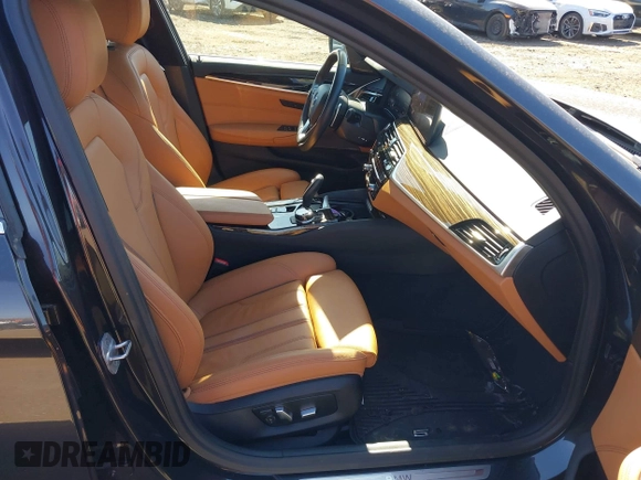2021 BMW 5 Series 530i xDrive with VIN WBA13BJ05MCF37926, listed as a IAAI auction lot 41704102 with 22,072 mi miles and . Bid and sale history available at DreamBid. Image 5.