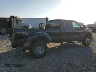 2015 Ford F-350 Lariat with VIN 1FT8W3DT3FEB28770, listed as a Copart auction lot 43983105 with 112,762 mi miles and Salvage title. Bid and sale history available at DreamBid. Image 3.