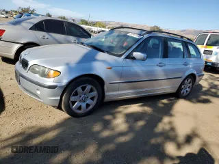 2003 BMW 3 Series 325xi with VIN WBAEP33453PF02225, listed as a Copart auction lot 75361484 with 207,860 mi miles and Clean Title. Bid and sale history available at carsss.com. Image 1.