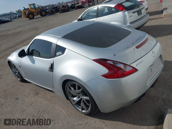2018 Nissan 370Z Sport with VIN JN1AZ4EH5JM572503, listed as a IAAI auction lot 41925305 with 55,730 mi miles and . Bid and sale history available at DreamBid. Image 3.