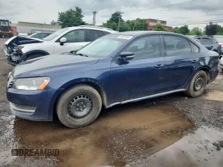 2014 Volkswagen Passat S with VIN 1VWAT7A32EC104344, listed as a Copart auction lot 64081995 with 286,502 mi miles and Clean title. Bid and sale history available at DreamBid. Image 1.