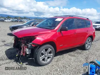 2011 Toyota RAV4 Sport with VIN 2T3RK4DV1BW048295, listed as a IAAI auction lot 39304934 with 177,312 mi miles. Bid and sale history available at carsss.com. Image 18.