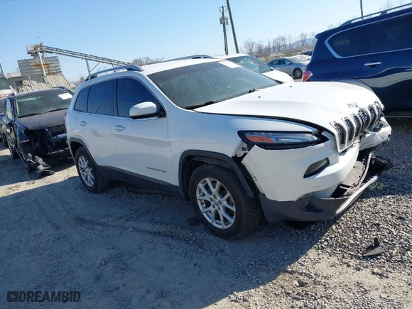2016 Jeep Cherokee Latitude with VIN 1C4PJMCB1GW306566, listed as a IAAI auction lot 41765917 with NaN miles. Bid and sale history available at carsss.com. Image 1.