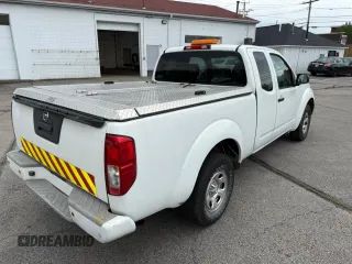 2017 Nissan Frontier S with VIN 1N6BD0CT9HN75772, listed as a Copart auction lot 60472795 with 144,888 mi miles and Clean title. Bid and sale history available at DreamBid. Image 4.