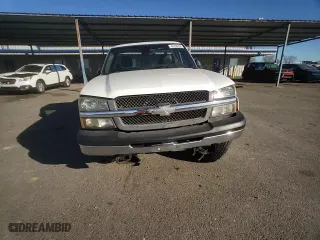 2005 Chevrolet Silverado 1500 Work Truck with VIN 1GCEC14V85Z359477, listed as a Copart auction lot 44746805 with 247,816 mi miles and Salvage Title. Bid and sale history available at carsss.com. Image 10.