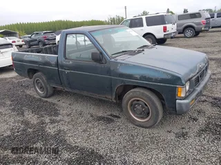 1994 Nissan Frontier z VIN 1N6SD11S6RC374043, wystawiony jako IAAI lot #42111545 z przebiegiem 303 126 mil mil oraz . Historia ofert i sprzedaży dostępna na DreamBid. Obrazek 1.