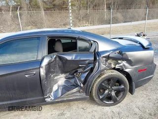 2014 Dodge Charger SXT with VIN 2C3CDXHG1EH115998, listed as a IAAI auction lot 41661367 with 155,327 mi miles. Bid and sale history available at carsss.com. Image 6.