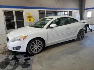 2011 Volvo C70 with VIN YV1672MC5BJ117523, listed as a Copart auction lot 50739175 with 157,155 mi miles and Clean Title. Bid and sale history available at carsss.com. Image 1.