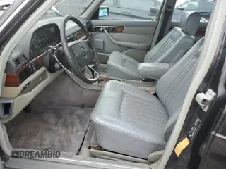 1987 Mercedes-Benz 420 with VIN WDBCA35D6HA331483, listed as a Copart auction lot 71795554 with 126,557 mi miles and Clean Title. Bid and sale history available at carsss.com. Image 7.