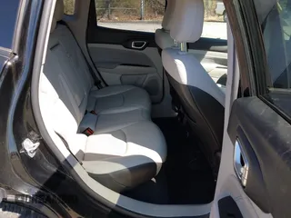 2022 Jeep Compass Latitude with VIN 3C4NJCBB4NT140193, listed as a IAAI auction lot 41787187 with 69,155 mi miles and . Bid and sale history available at carsss.com. Image 8.