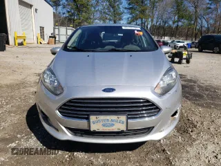 2018 Ford Fiesta S z VIN 3FADP4AJ0JM133583, wystawiony jako Copart lot #49156195 z przebiegiem 212 347 mil mil oraz Szkoda całkowita • Salvage title. Historia ofert i sprzedaży dostępna na DreamBid. Obrazek 5.