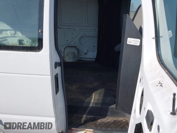 2003 Ford Econoline Cargo with VIN 1FTRE14213HA14635, listed as a IAAI auction lot 41805091 with 108,748 mi miles and . Bid and sale history available at DreamBid. Image 8.