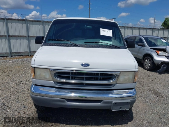 1999 Ford Econoline Passenger XL with VIN 1FBSS31L3XHB14197, listed as a IAAI auction lot 42253831 with 41,664 mi miles and . Bid and sale history available at DreamBid. Image 12.