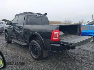 2019 Ram 2500 Laramie with VIN 3C6UR5FL7KG548833, listed as a IAAI auction lot 41557588 with 169,414 mi miles. Bid and sale history available at carsss.com. Image 3.
