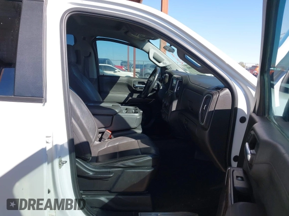 2020 Chevrolet Silverado 1500 LT with VIN 3GCPWCED6LG191059, listed as a IAAI auction lot 40680805 with 1 mi miles. Bid and sale history available at carsss.com. Image 5.