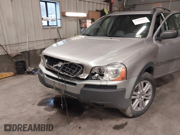 2005 Volvo XC90 with VIN YV1CZ911451194090, listed as a IAAI auction lot 41683081 with 228,414 mi miles and . Bid and sale history available at DreamBid. Image 6.