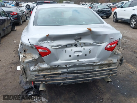 2017 Nissan Altima SV with VIN 1N4AL3AP8HC174357, listed as a IAAI auction lot 41720285 with 178,881 mi miles and . Bid and sale history available at DreamBid. Image 6.