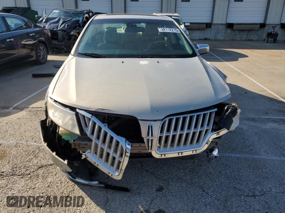 2010 Lincoln MKZ with VIN 3LNHL2GC6AR620211, listed as a Copart auction lot 52112215 with 156,111 mi miles and Non Repairable. Bid and sale history available at DreamBid. Image 5.