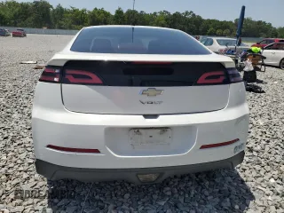 2014 Chevrolet Volt with VIN 1G1RE6E4XEU173377, listed as a Copart auction lot 57187855 with 106,663 mi miles and Clean Title. Bid and sale history available at DreamBid. Image 6.