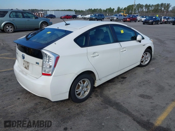2010 Toyota Prius II with VIN JTDKN3DU0A0095900, listed as a IAAI auction lot 41630338 with 318,071 mi miles. Bid and sale history available at carsss.com. Image 4.
