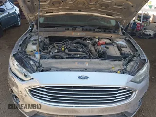 2020 Ford Fusion SE с VIN 3FA6P0HD6LR226325, выставлен на аукционе IAAI как лот 42301302 с пробегом 98 189 миль миль и . История ставок и продаж доступна на DreamBid. Изображение 10.