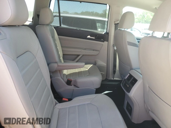 2021 Volkswagen Atlas SEL Premium R-Line with VIN 1V2FR2CA9MC524833, listed as a Copart auction lot 57441175 with 72,128 mi miles and Salvage title. Bid and sale history available at DreamBid. Image 11.