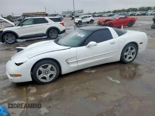 1997 Chevrolet Corvette with VIN 1G1YY22G9V5105849, listed as a Copart auction lot 51864675 with 170,636 mi miles and Clean Title. Bid and sale history available at carsss.com. Image 1.