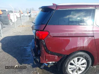 2015 Kia Sedona LX with VIN KNDMB5C14F6059569, listed as a IAAI auction lot 41564739 with 167,275 mi miles. Bid and sale history available at carsss.com. Image 17.