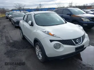 2013 Nissan Juke S with VIN JN8AF5MV7DT224719, listed as a IAAI auction lot 41725554 with 140,285 mi miles. Bid and sale history available at carsss.com. Image 1.