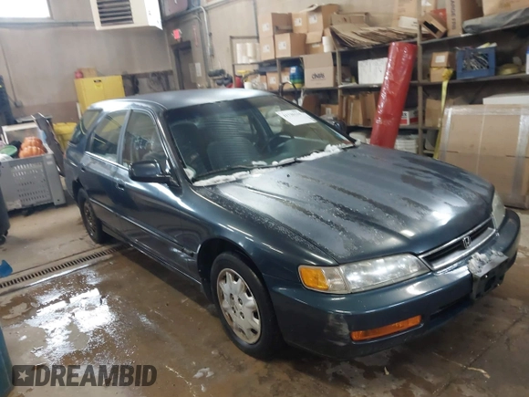 1997 Honda Accord with VIN 1HGCE1720VA005911, listed as a IAAI auction lot 41730124 with 239,883 mi miles and . Bid and sale history available at DreamBid. Image 1.