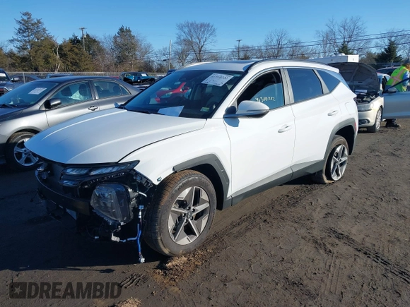 2025 Hyundai Tucson SEL Convenience with VIN 5NMJCCDE0SH466727, listed as a IAAI auction lot 41310222 with 1,858 mi miles and . Bid and sale history available at carsss.com. Image 2.