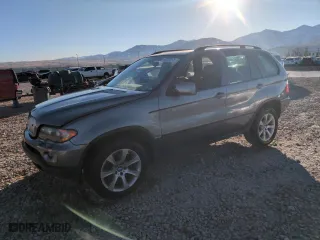 2005 BMW X5 4.4i with VIN 5UXFB53565LV15307, listed as a Copart auction lot 42237275 with 109,108 mi miles and Salvage Title. Bid and sale history available at carsss.com. Image 1.