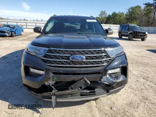 2023 Ford Explorer XLT with VIN 1FMSK8DHXPGA83337, listed as a Copart auction lot 45030485 with 11,833 mi miles and Salvage Title. Bid and sale history available at DreamBid. Image 5.