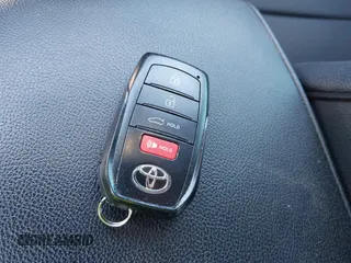 2025 Toyota Camry LE with VIN 4T1DAACK1SU506865, listed as a IAAI auction lot 41905314 with 41,960 mi miles and . Bid and sale history available at DreamBid. Image 11.