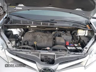 2018 Toyota Sienna XLE with VIN 5TDDZ3DC5JS205440, listed as a IAAI auction lot 41090557 with 50,775 mi miles. Bid and sale history available at carsss.com. Image 10.