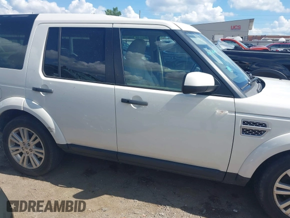 2010 Land Rover LR4 Lux with VIN SALAK2D47AA523883, listed as a IAAI auction lot 42563983 with 137,150 mi miles and . Bid and sale history available at DreamBid. Image 13.